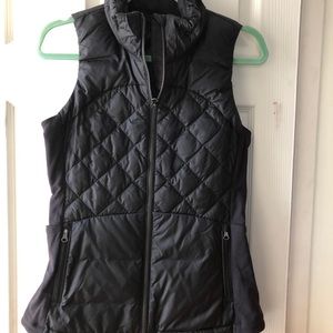 Lululemon lightweight puff vest